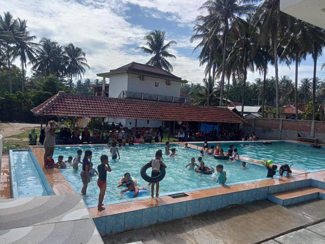 Sapu Nyapah Losmen Syariah Tanjung Setia 比哈尔 外观 照片